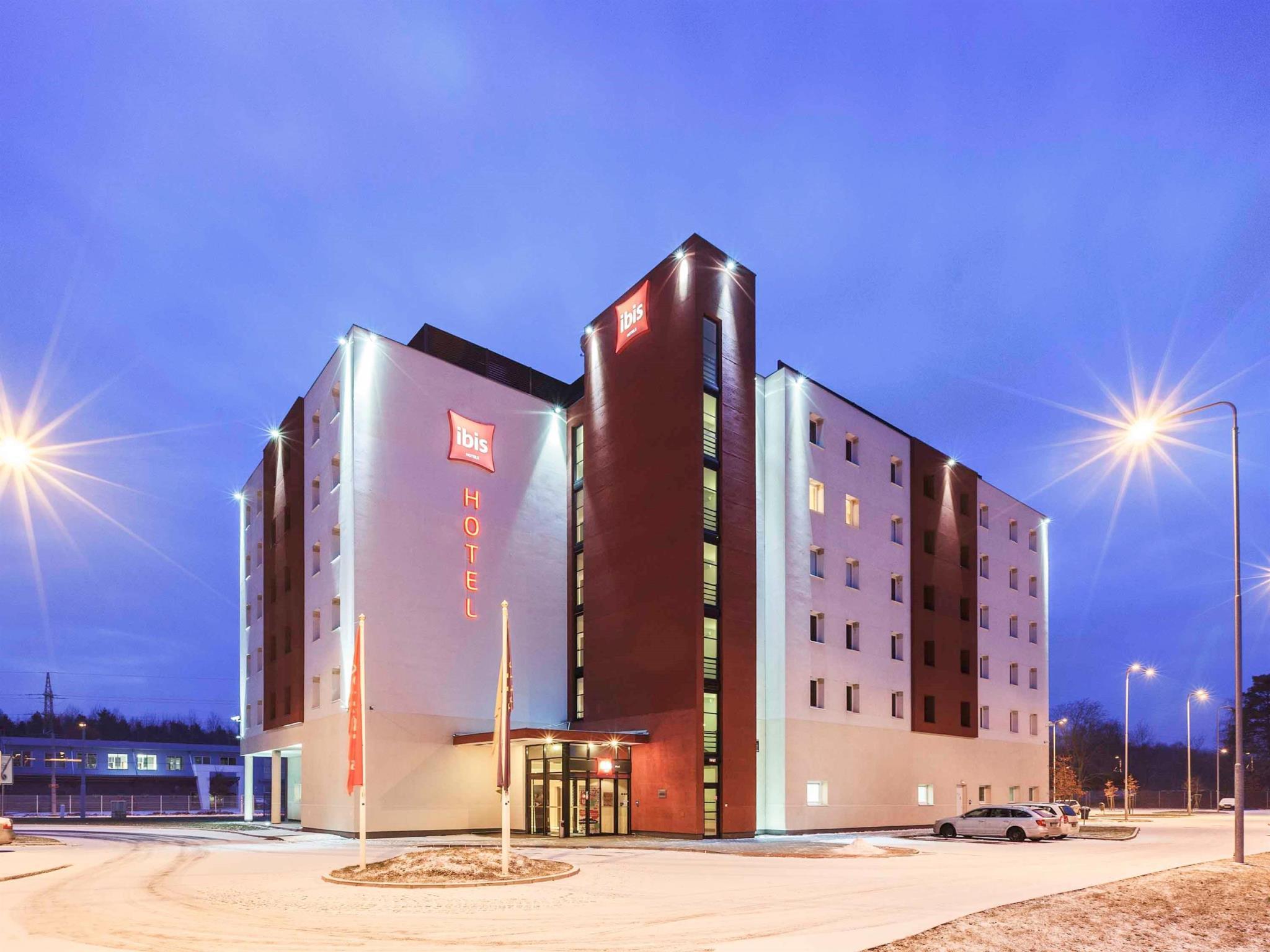 Ibis Hotel Plzeň Buitenkant foto